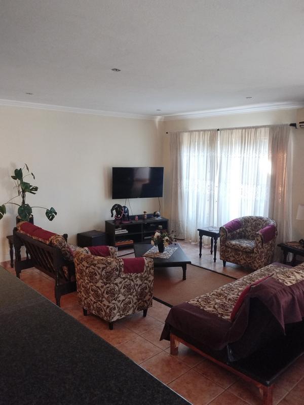 3 Bedroom Property for Sale in Kosmosdal Gauteng