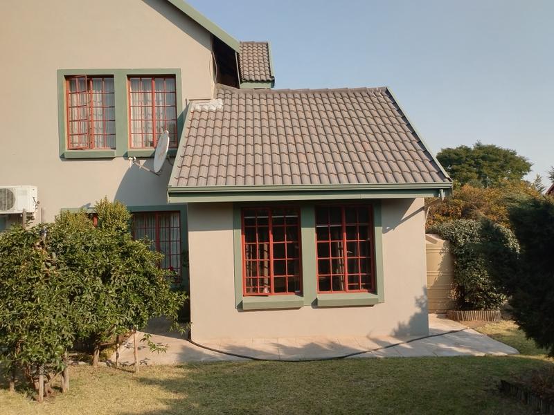 3 Bedroom Property for Sale in Kosmosdal Gauteng