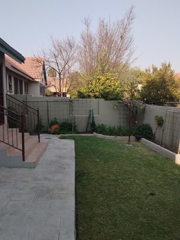 3 Bedroom Property for Sale in Kosmosdal Gauteng
