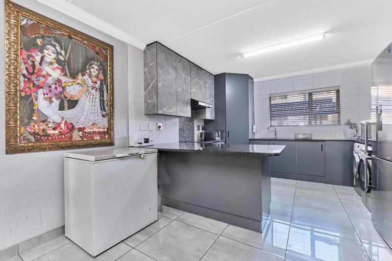 2 Bedroom Property for Sale in Paulshof Gauteng