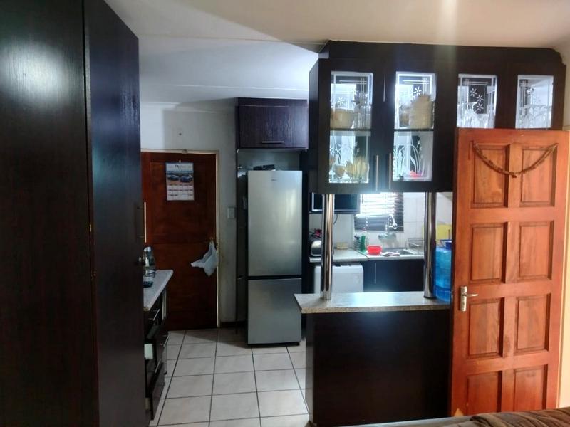 2 Bedroom Property for Sale in Lenasia South Gauteng