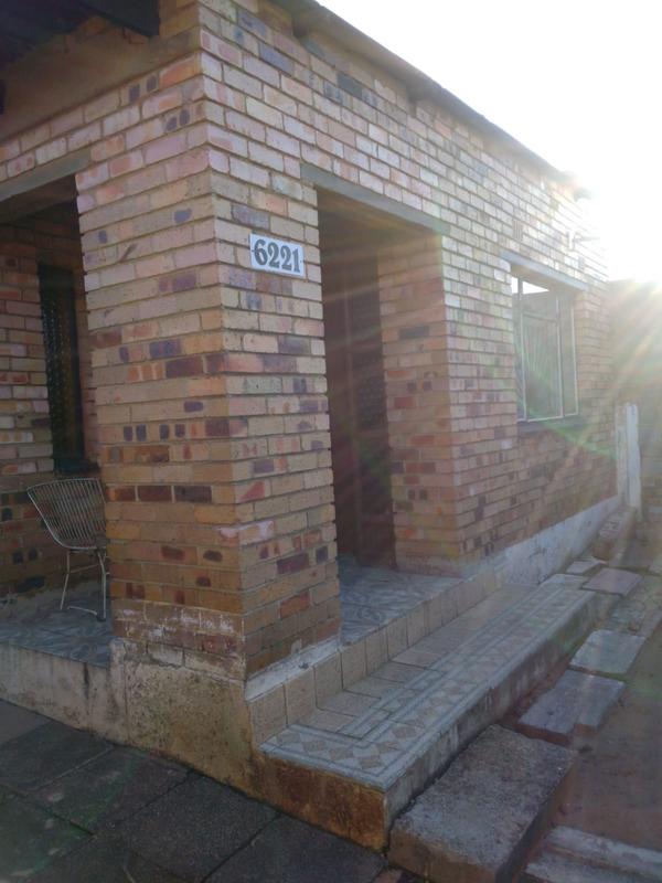 2 Bedroom Property for Sale in Diepkloof Zone 4 Gauteng