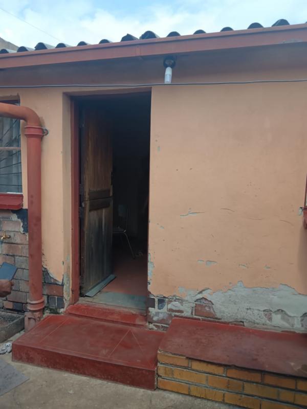 2 Bedroom Property for Sale in Mofolo Gauteng
