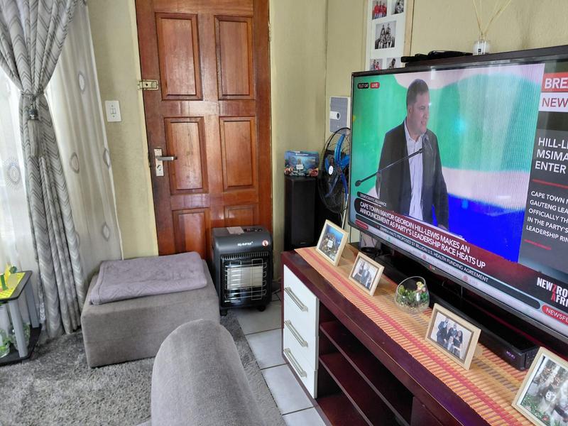To Let 3 Bedroom Property for Rent in Clayville Gauteng