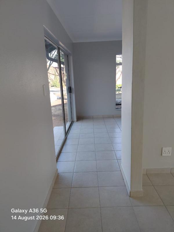 To Let 4 Bedroom Property for Rent in Sunward Park Gauteng