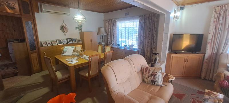 5 Bedroom Property for Sale in Farrar Park Gauteng