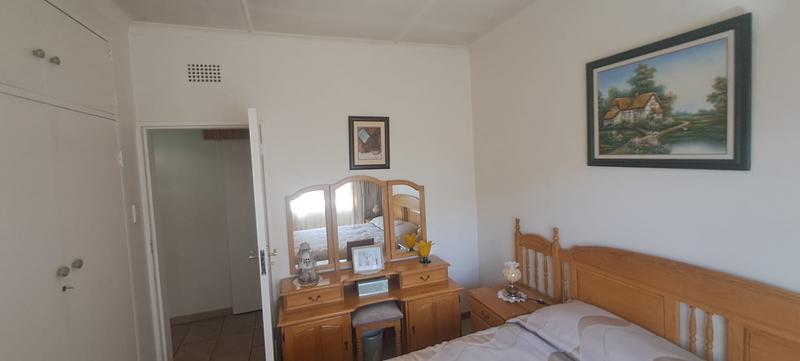 5 Bedroom Property for Sale in Farrar Park Gauteng