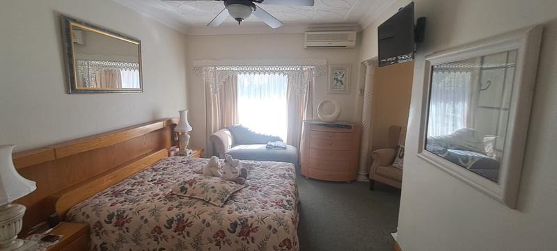 5 Bedroom Property for Sale in Farrar Park Gauteng