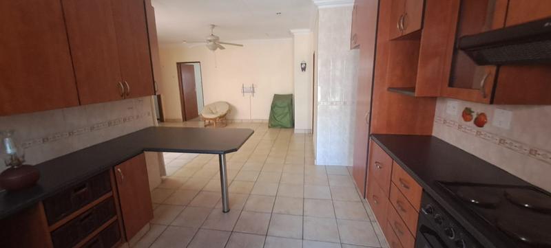5 Bedroom Property for Sale in Farrar Park Gauteng