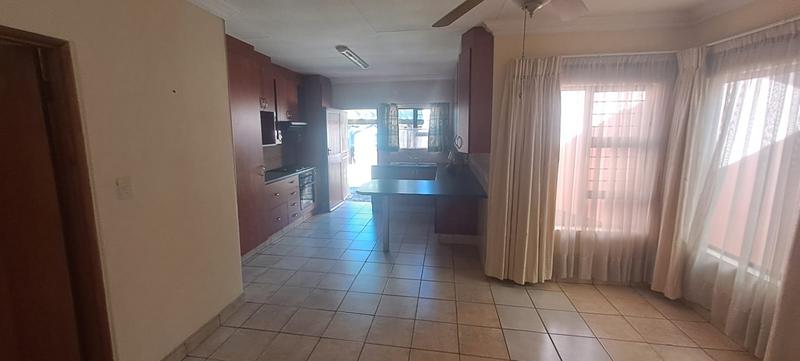 5 Bedroom Property for Sale in Farrar Park Gauteng