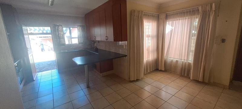 5 Bedroom Property for Sale in Farrar Park Gauteng