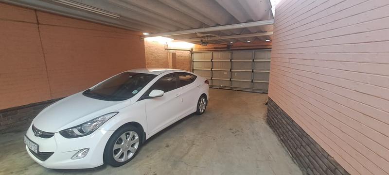 5 Bedroom Property for Sale in Farrar Park Gauteng