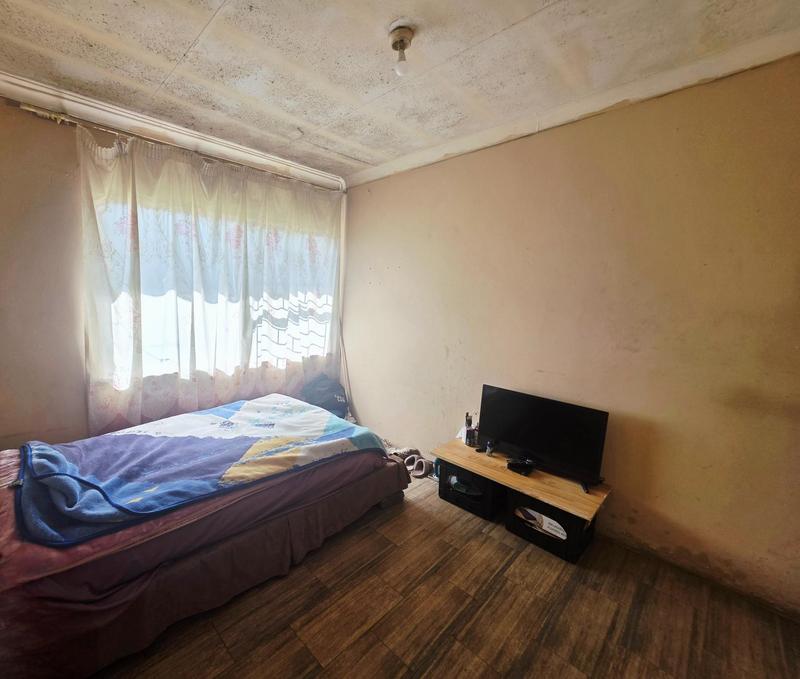 5 Bedroom Property for Sale in Klopperpark Gauteng