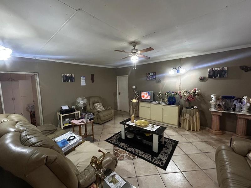 5 Bedroom Property for Sale in Primrose Gauteng
