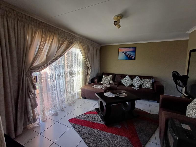 2 Bedroom Property for Sale in Winchester Hills Gauteng