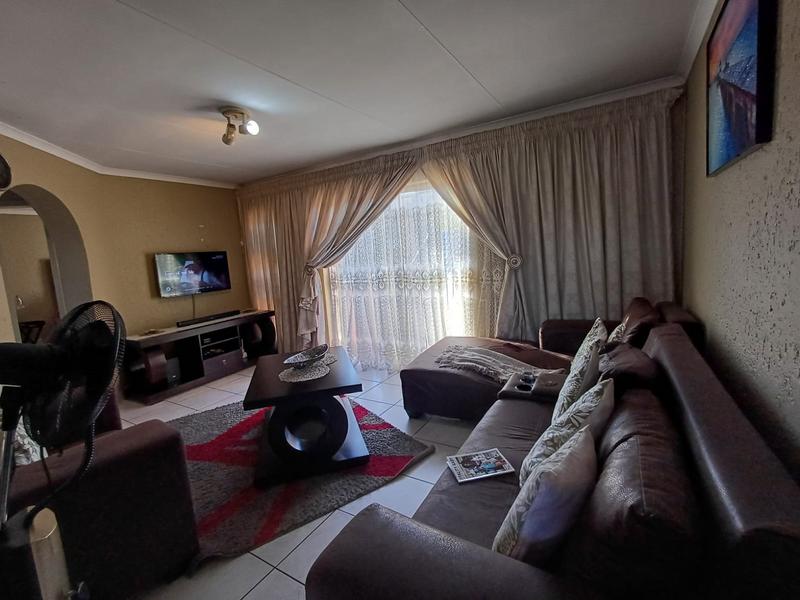 2 Bedroom Property for Sale in Winchester Hills Gauteng