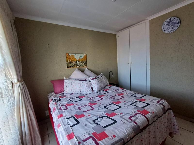 2 Bedroom Property for Sale in Winchester Hills Gauteng