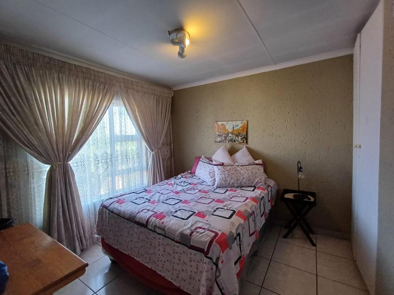 2 Bedroom Property for Sale in Winchester Hills Gauteng