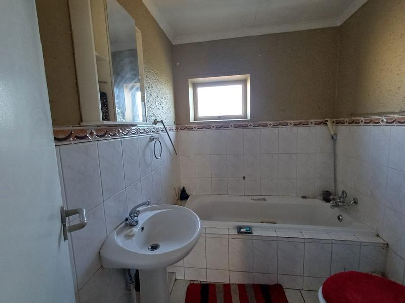 2 Bedroom Property for Sale in Winchester Hills Gauteng