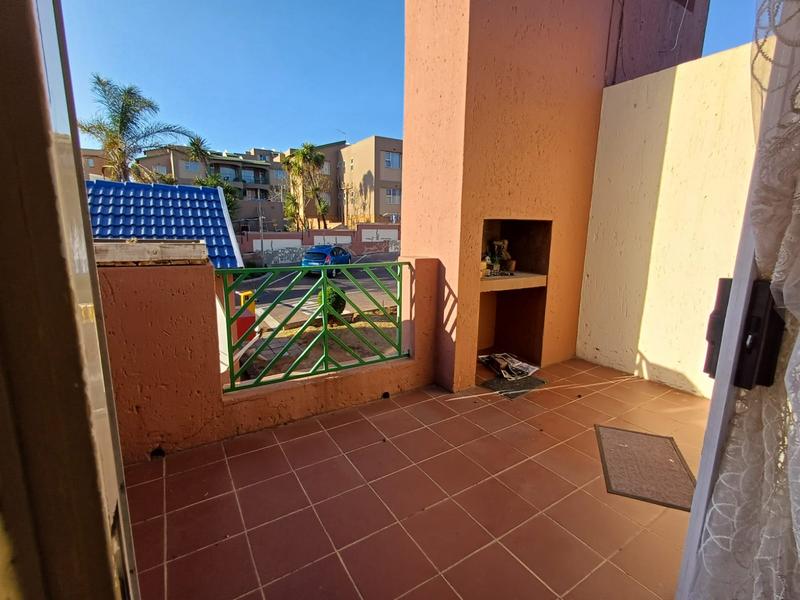 2 Bedroom Property for Sale in Winchester Hills Gauteng