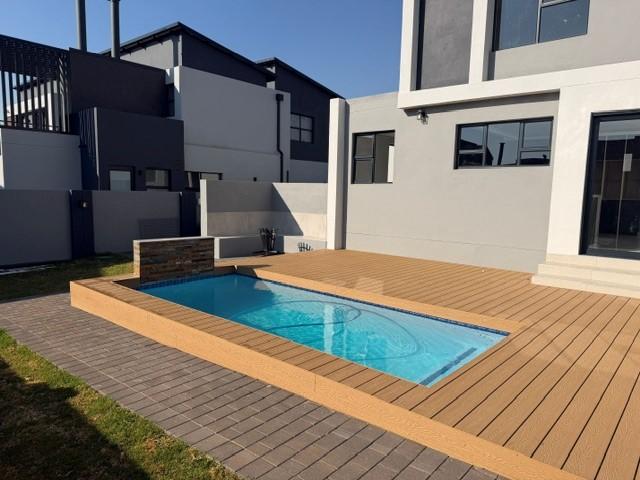4 Bedroom Property for Sale in Fountainbrook Estate Gauteng