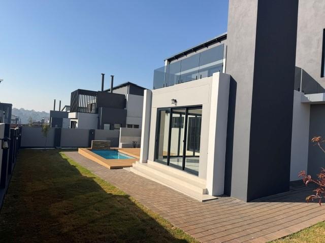 4 Bedroom Property for Sale in Fountainbrook Estate Gauteng