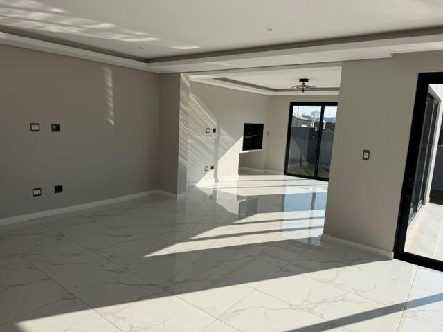 4 Bedroom Property for Sale in Fountainbrook Estate Gauteng
