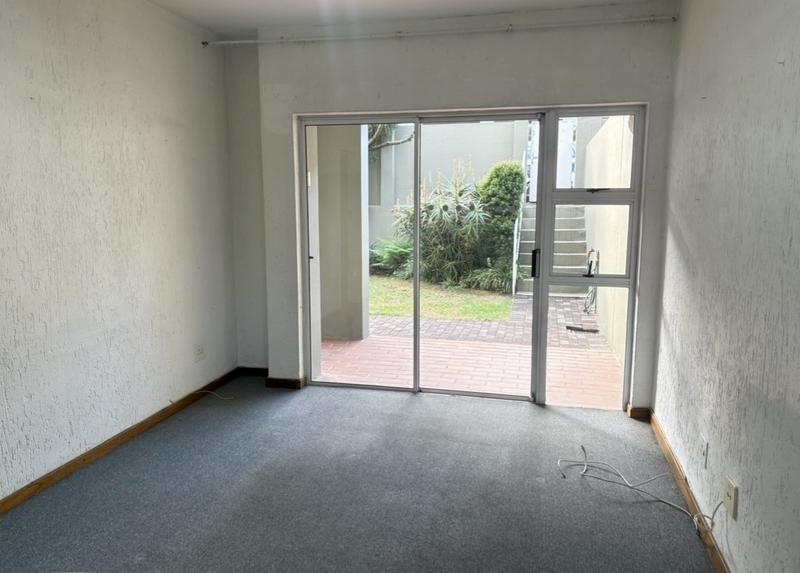 To Let 1 Bedroom Property for Rent in Glenhazel Gauteng