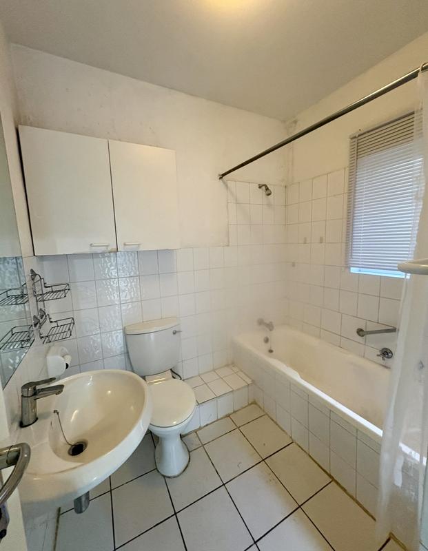 To Let 1 Bedroom Property for Rent in Glenhazel Gauteng