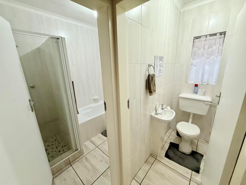 3 Bedroom Property for Sale in Flora Gardens Gauteng