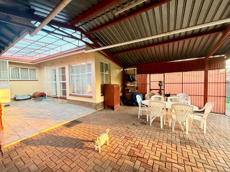 3 Bedroom Property for Sale in Flora Gardens Gauteng
