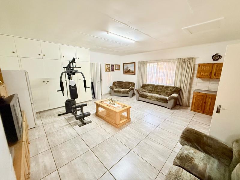 3 Bedroom Property for Sale in Flora Gardens Gauteng