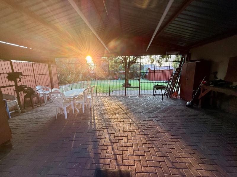 3 Bedroom Property for Sale in Flora Gardens Gauteng