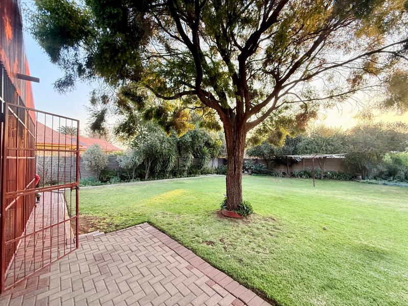 3 Bedroom Property for Sale in Flora Gardens Gauteng