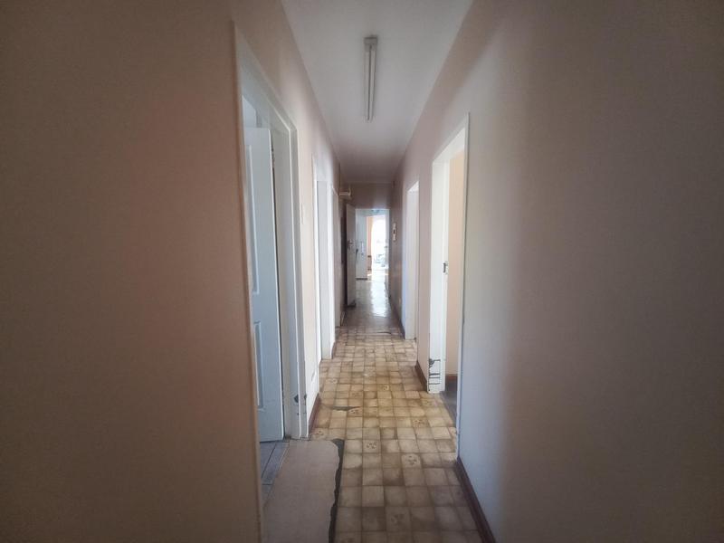 4 Bedroom Property for Sale in Laudium Gauteng