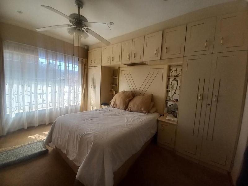 4 Bedroom Property for Sale in Laudium Gauteng