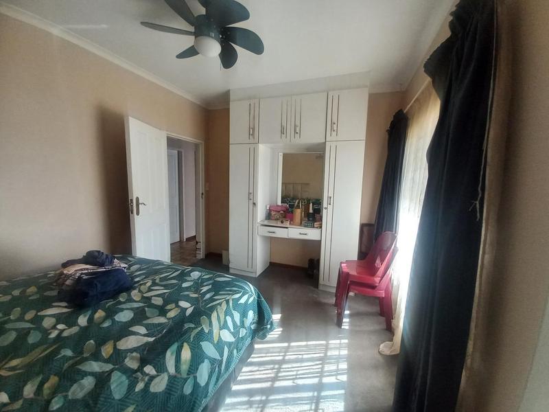 4 Bedroom Property for Sale in Laudium Gauteng