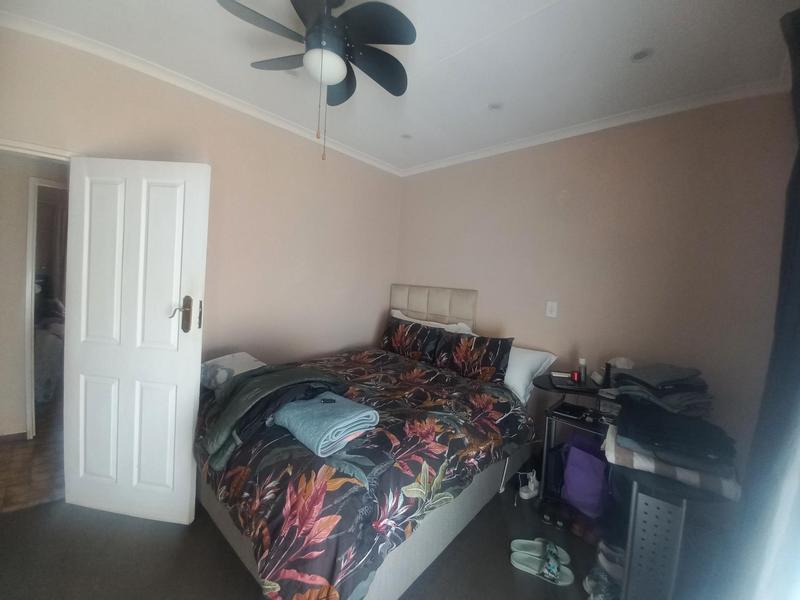 4 Bedroom Property for Sale in Laudium Gauteng