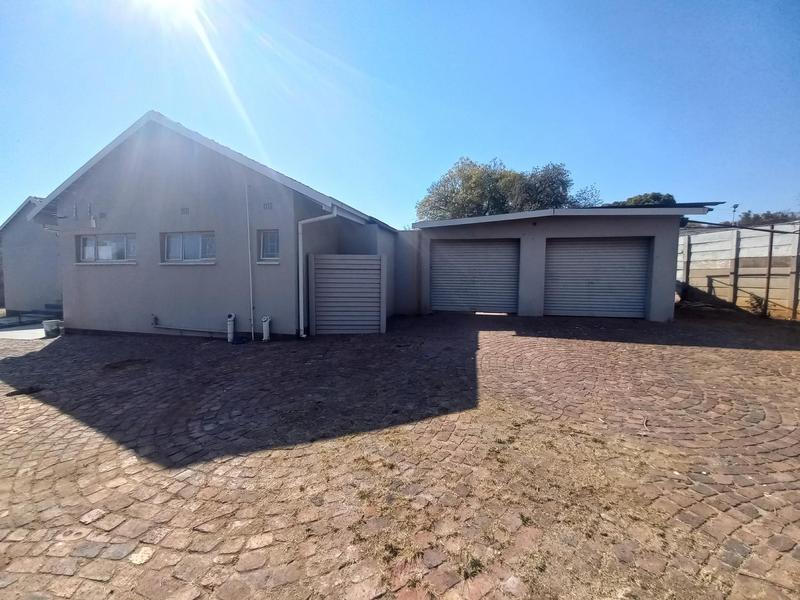 5 Bedroom Property for Sale in Lyttelton Manor Gauteng