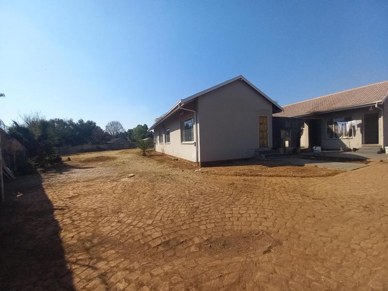 5 Bedroom Property for Sale in Lyttelton Manor Gauteng