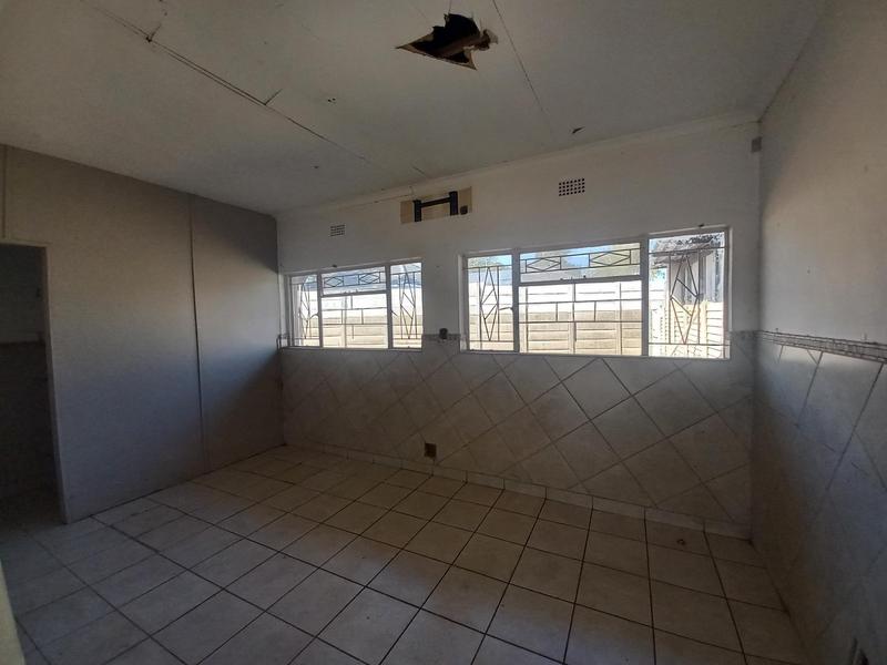 5 Bedroom Property for Sale in Lyttelton Manor Gauteng
