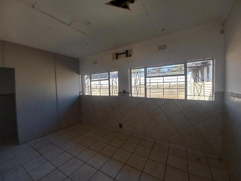 5 Bedroom Property for Sale in Lyttelton Manor Gauteng
