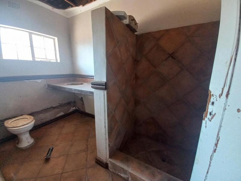 5 Bedroom Property for Sale in Lyttelton Manor Gauteng