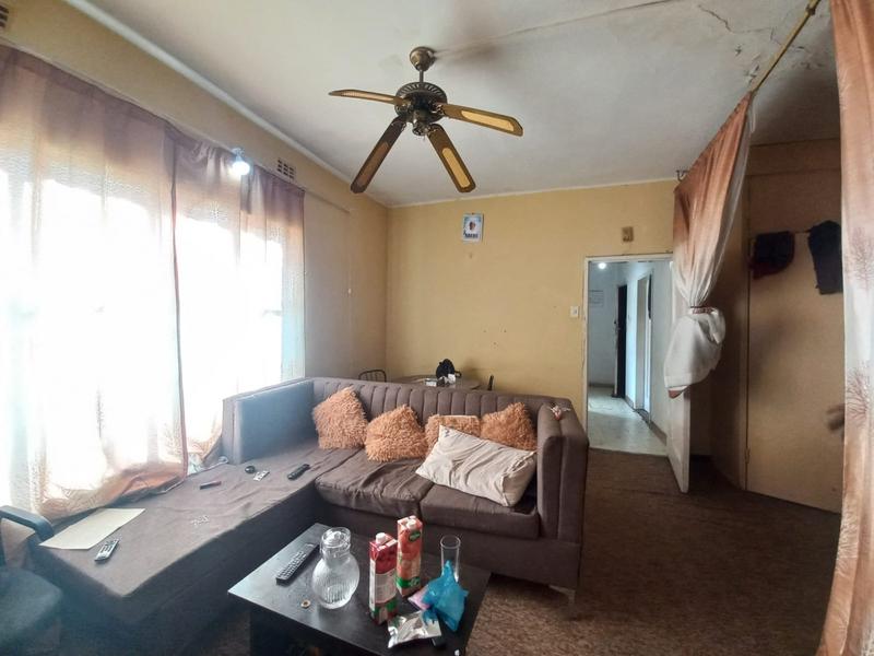 1 Bedroom Property for Sale in Pretoria West Gauteng