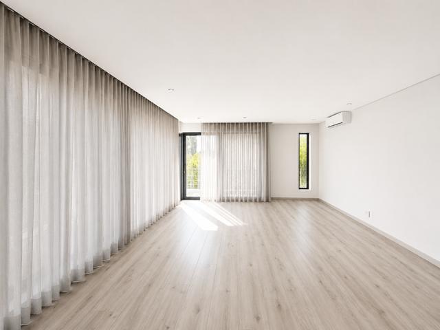 To Let 4 Bedroom Property for Rent in Sandown Gauteng