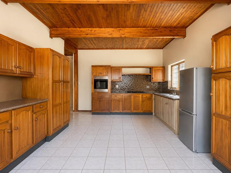 To Let 4 Bedroom Property for Rent in Brooklyn Gauteng