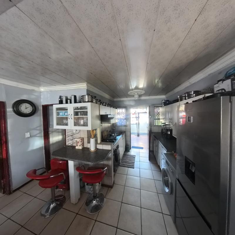 2 Bedroom Property for Sale in Karenpark Gauteng