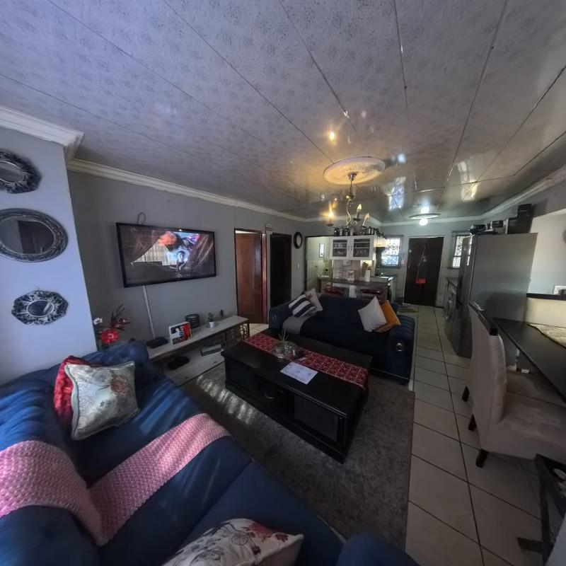 2 Bedroom Property for Sale in Karenpark Gauteng