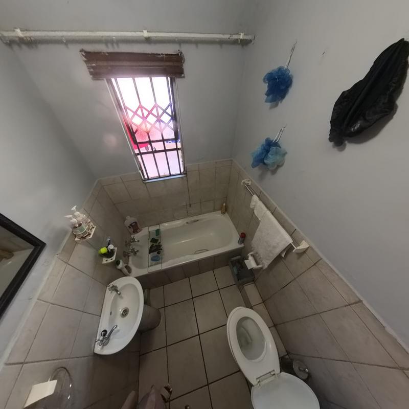 2 Bedroom Property for Sale in Karenpark Gauteng