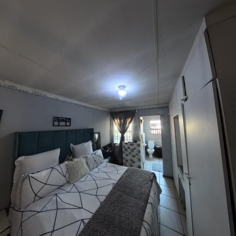 2 Bedroom Property for Sale in Karenpark Gauteng